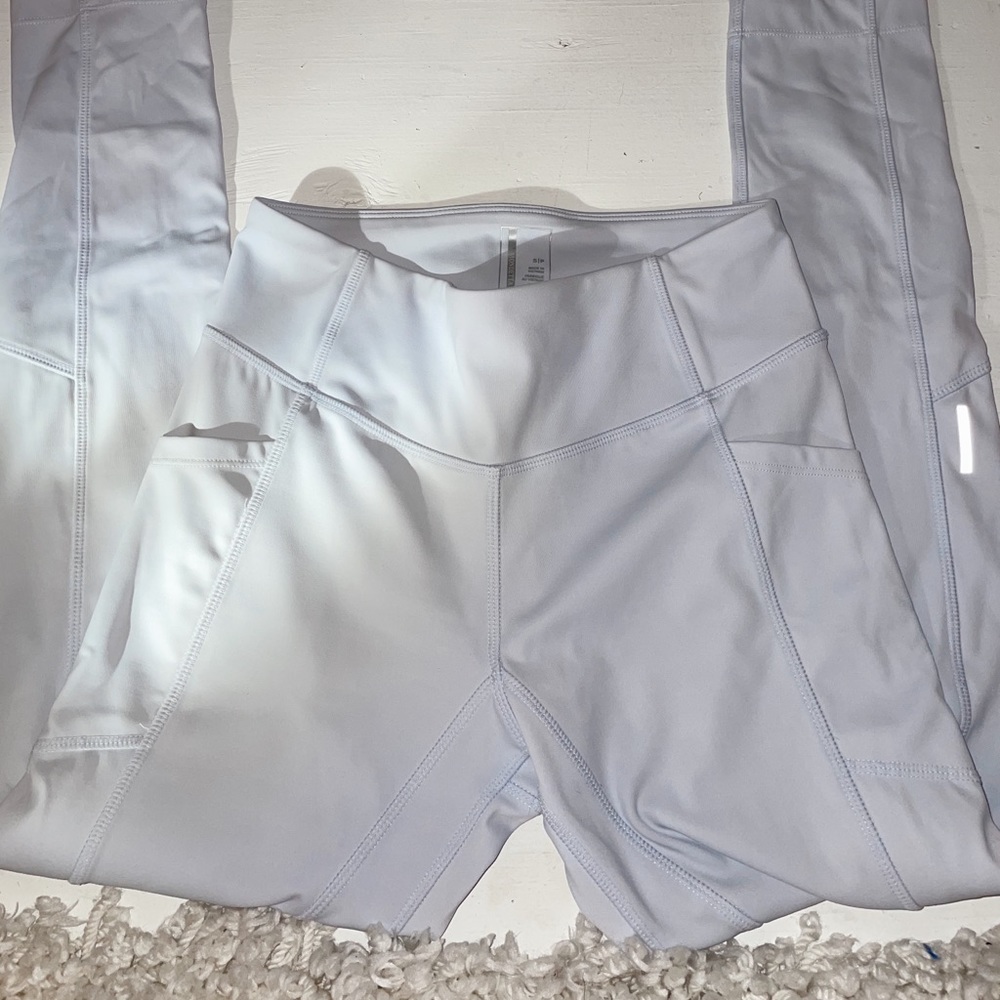 Women’s NWOT leggings light periwinkle